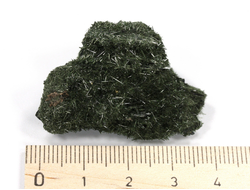 Эгирин зеленый, Россия, Мурманская обл., Ловозерский район (39*26*20 мм, 8 г) №26776