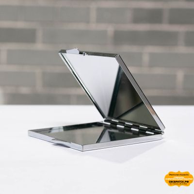 КАРМАННОЕ ЗЕРКАЛЬЦЕ (Квадрат)