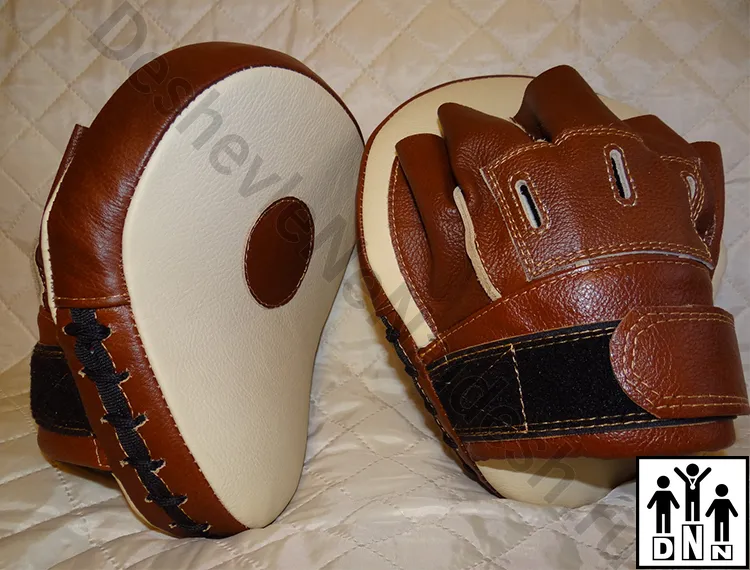 Боксёрские лапы / тайские пэды