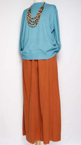 Брюки вельветовые"Палаццо защипы пояс" апельсин до 54