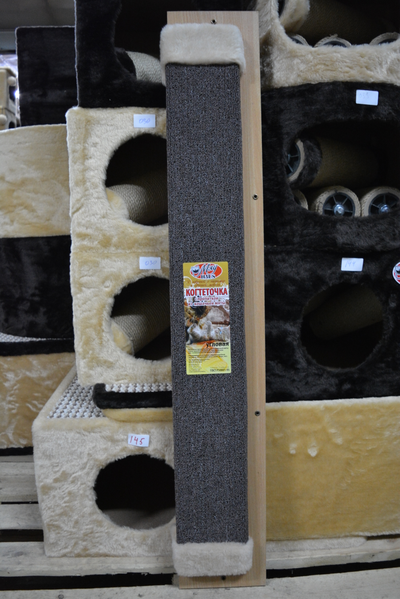 005М Когтеточка ковровая угловая МЕГА с пропиткой