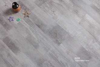 Замковая кварц-виниловая плитка Betta Studio Rigid S202 Дуб Затёртый Серый