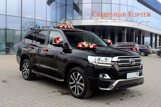 Toyota Land Cruiser 200 New