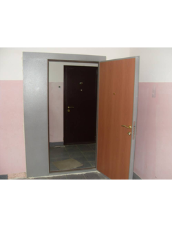 Дуэт двухстворчатая тамбурная дверь с панелью на выбор