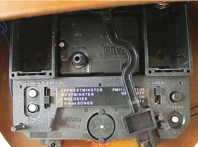 Настенные часы Rhythm CMJ520NR06