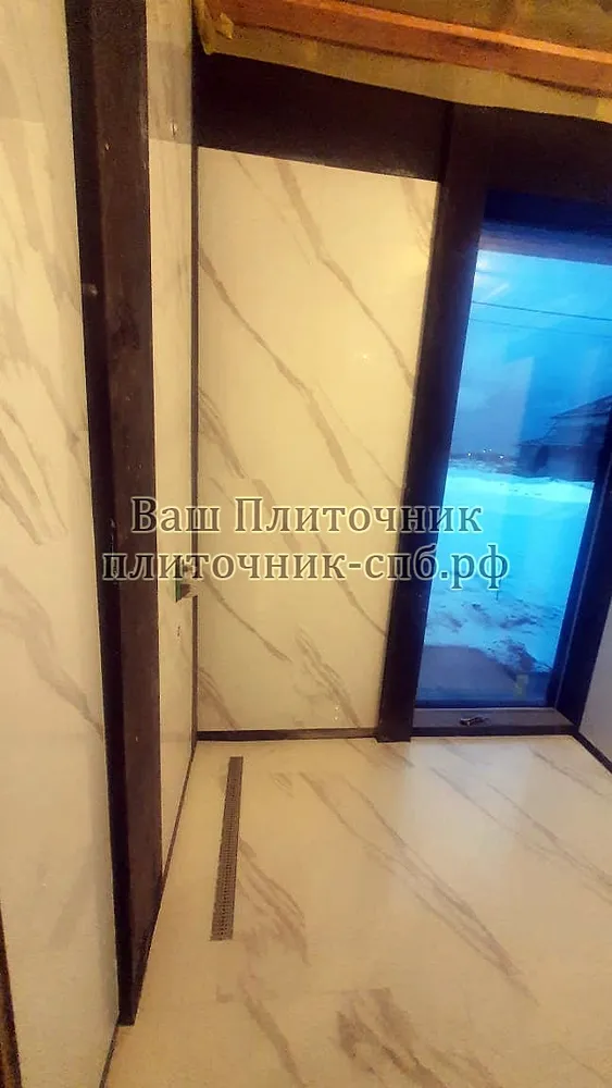 Укладка керамогранита 120*60 см под мрамор на стены и пол в санузле