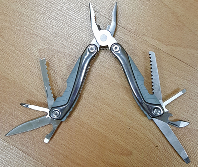 Многофункциональный инструмент ( 15 в 1 ), Б22301