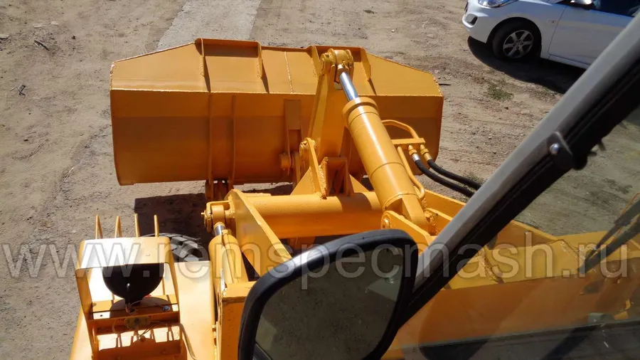 Фронтальный погрузчик ТО-30, капитальный ремонт