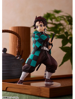 Фигурка Тандзиро Камадо (Kamado Tanjirou Pop Up Parade)