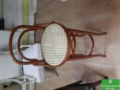 Реставрация стула ротанг
☎ 8