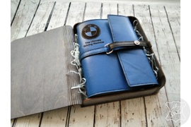 кожаный ежедневник с гравировкой логотипа