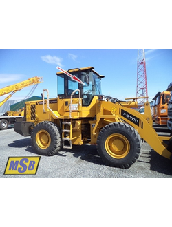 Стекло лобовое правое на Foton 936