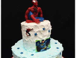 Супергеройский торт с фигуркой человека паука (6 кг.)
