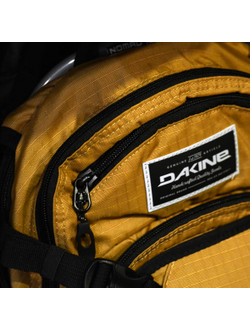 Рюкзак Dakine Nomad 18L Buckskin