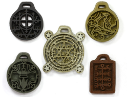 Кулоны, резьба по камню (талисманы, амулеты)