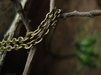 Необычный комплект украшений из фарфора "Лесная принцесса" (серьги-капли и подвеска)