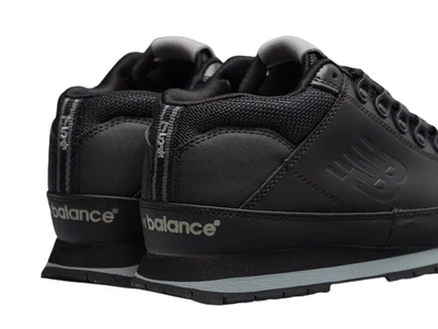 New Balance 754 Black Fur