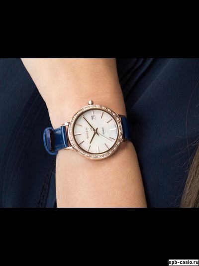 Часы Casio Sheen SHE-4052PGL-7AUEF