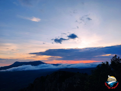 Джип-тур на Долину приведений + закат солнца на вершине горы