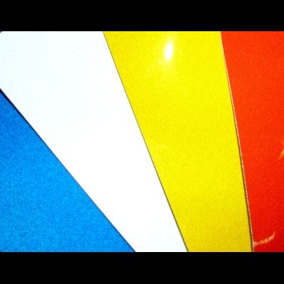 Светоотражающая САМОКЛЕЯЩАЯСЯ плёнка (не для печати, идёт как фон). ЦВЕТ: ОРАНЖЕВЫЙ