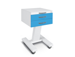 Столики медицинские подкатные с замком