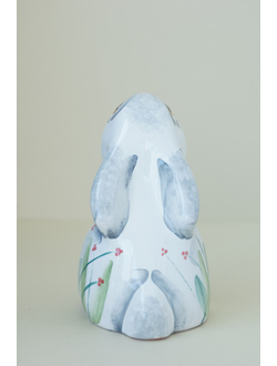 Зайка любопытный