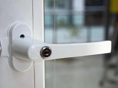 Ручка оконная с замком (ключом)
