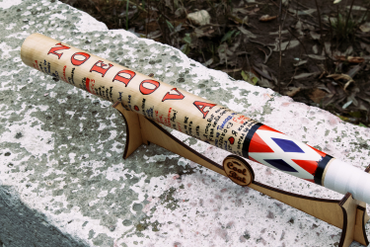 Именная бейсбольная бита Харли Квинн