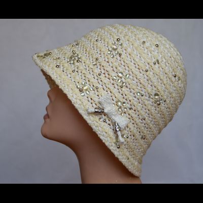 Летняя  шляпа с украшениями Vizio Италия 5421 желтая фото