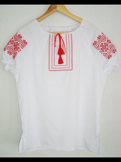 Блузка с вышивкой "Славянушка"  Орнамент "Спарыш".