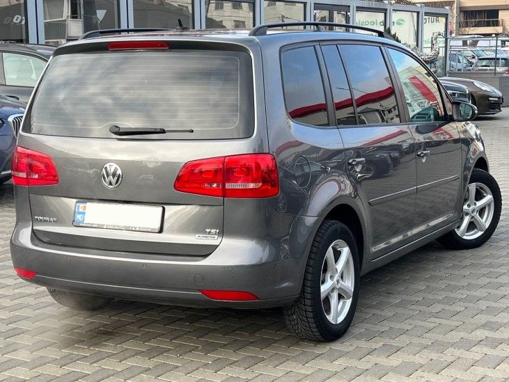 Заказ минивэна для групповой поездки из Кишинева в Киев цена