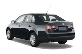 Автомобильные авточехлы для  Volkswagen Jetta с 2005-2011 г.в.