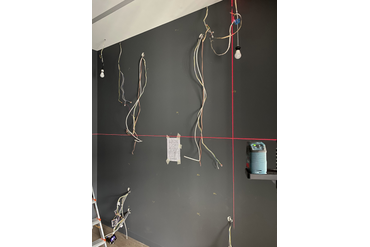 Переносим разметку на объекте на стены.