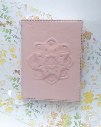 женский ежедневник, ежедневник ручной работы, кожаный ежедневник, розовый блокнот, ежедневник кожа