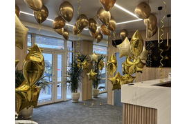 Оформление шарами магазина, офиса