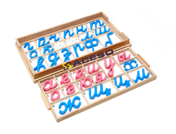 3.09.1 Большой подвижный алфавит - прописные наклонные буквы