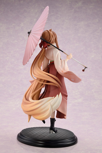 Фигурка 1/6 Холо (Holo Hakama Ver.)