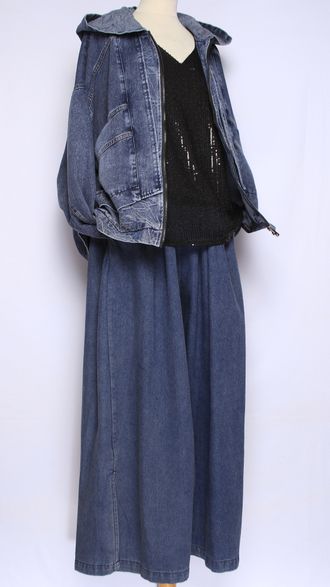 Джинсовка-бомбер "КАПЮШОН" синяя, черная р.48-54