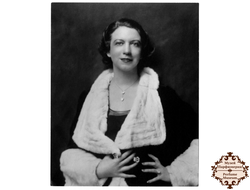 Мисс Элизабет Арден 1884-1966  (Miss Arden Portrait 1930). Основательница компании Elizabeth Arden