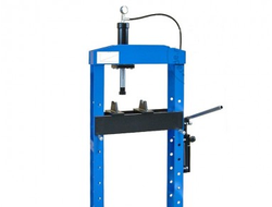 Пресс 15 т. с ручным приводом OMA653B