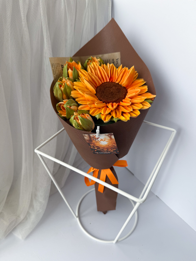 букет с подсолнухами