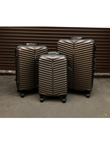 Пластиковый чемодан  Баолис коричневый размер S