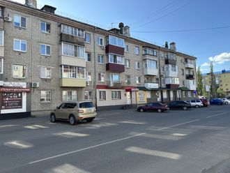 2-к б/у квартира, 43,2 кв.м., ул. Карла Либкнехта, д.21, 1/4 этаж.