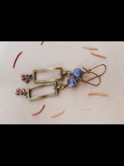 "Чай с небесными сферами", бохо-серьги с содалитом