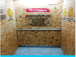 Рекламная обшивка новых лифтов