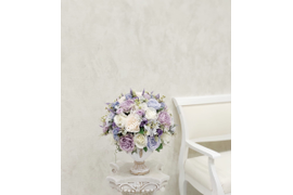 Композиция из искусственных цветов в кубке. Форма шара. В нежных тонах №18