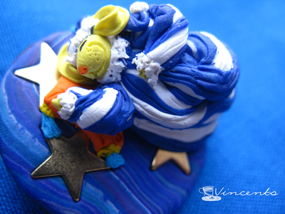 Фэнтези-брошь "Кролик Соня" со звёздами