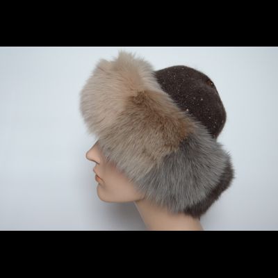 Вязаная женская шапка с мехом песца Vizio Италия 6725 CCP коричневая