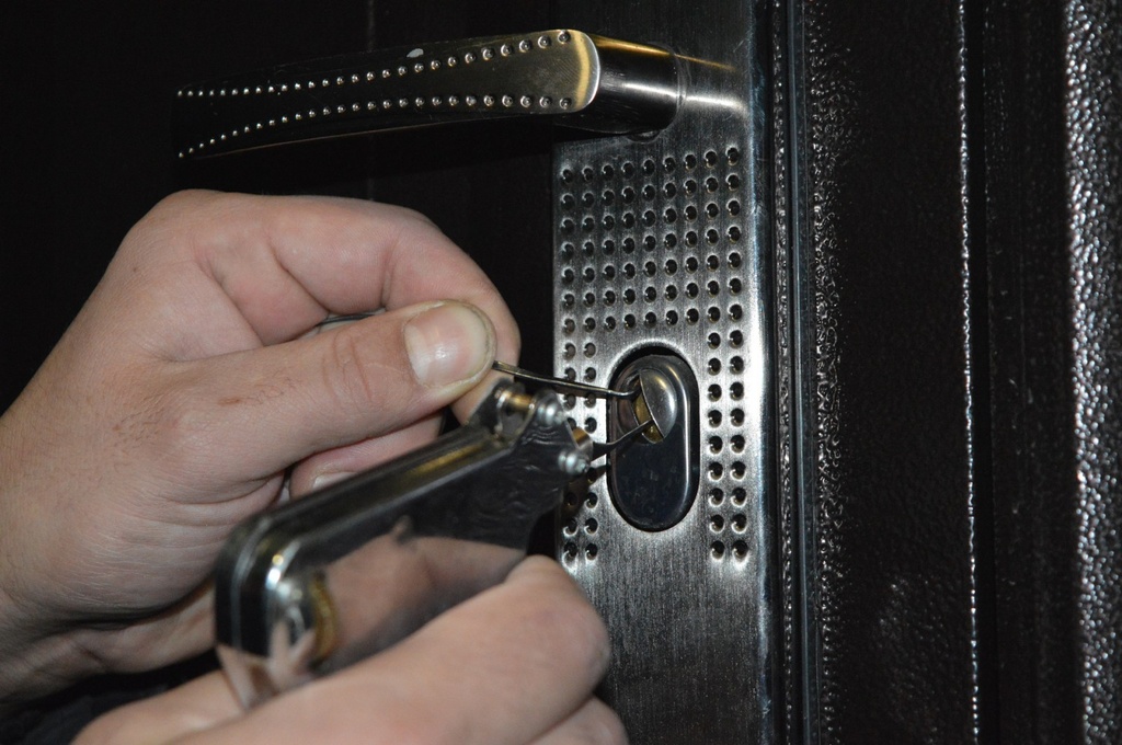 Avarijnoe Vskrytie Dverej V Sevastopole