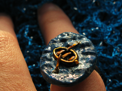 По морю лодочка плыла... Морское кольцо из полимерной глины